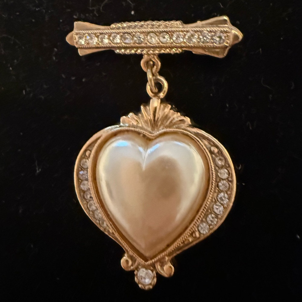 Vintage Gold Heart Brooch with Faux Pearl Accent